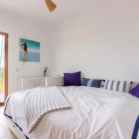 Σπίτι διακοπών Cozy In With Wifi