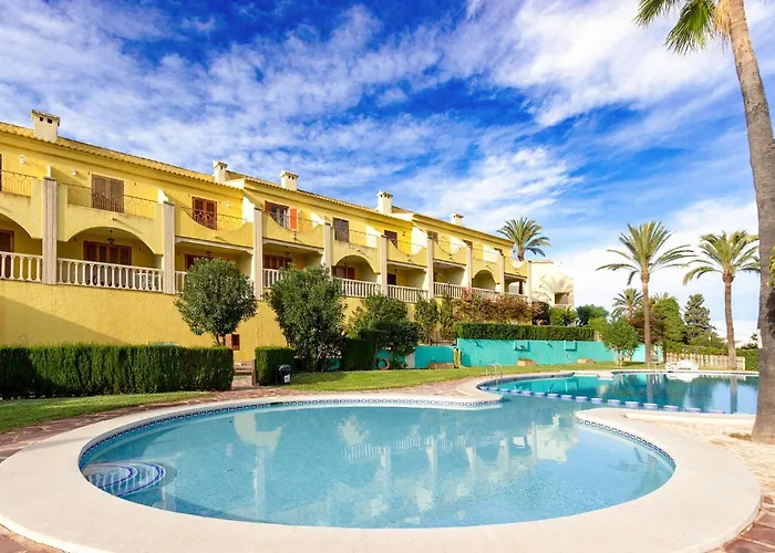 別荘 Cozy In With Wifi デニア